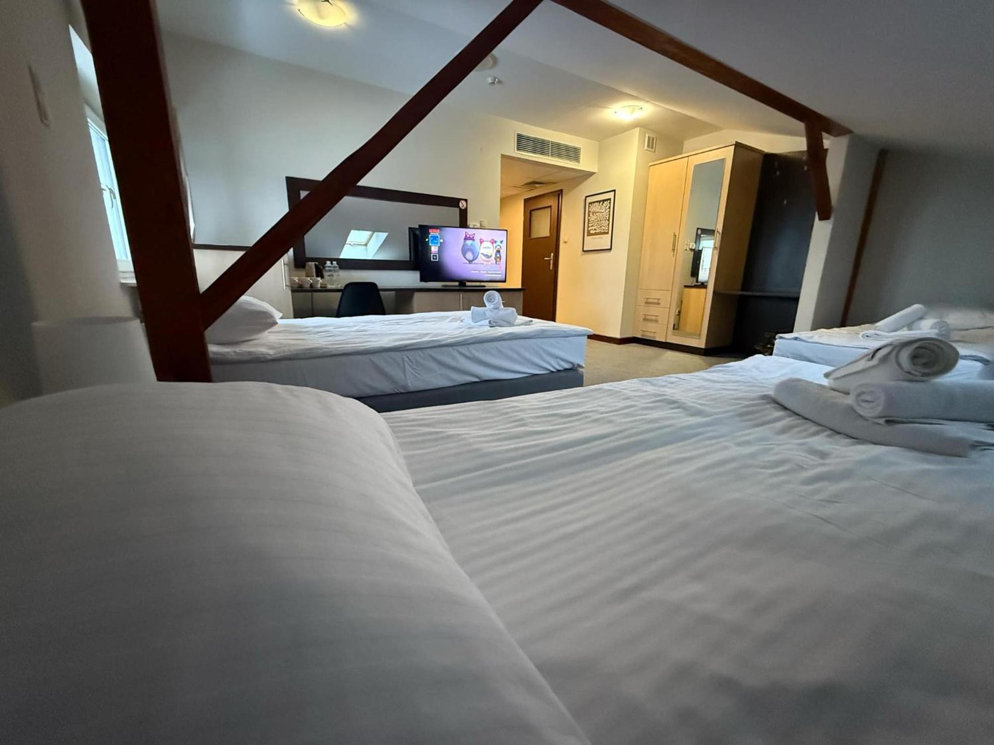 Magiczna Farma Hotel Obiady Maka I Magia زامبروو المظهر الخارجي الصورة